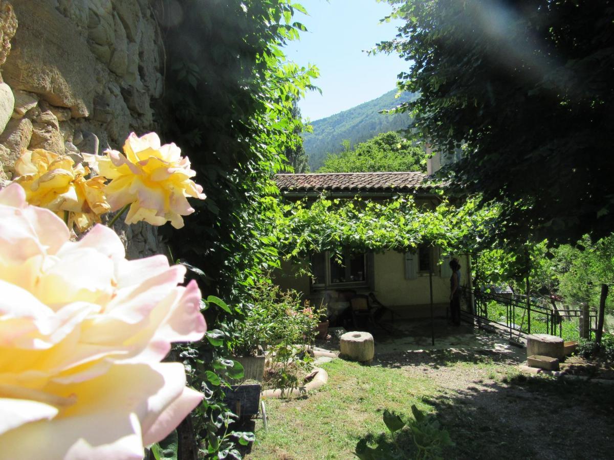 Le Moulin Bed & Breakfast Pradelle Dış mekan fotoğraf